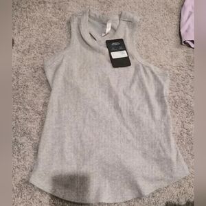 Fabletics Light Gray Ribbed Tank Top - Women